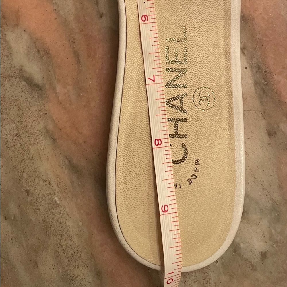 Chanel pearl sandal size 381/2 - Picture 10 of 10